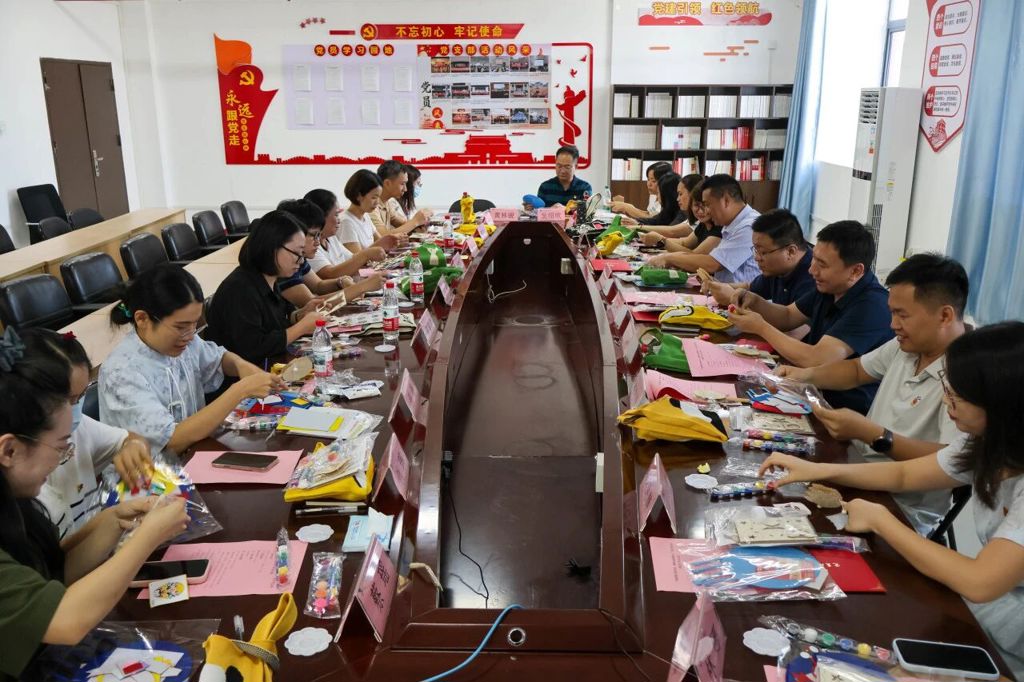 微信图片_2025-11-20_162137_974.jpg 微信图片_2025-11-20_162137_974.jpg