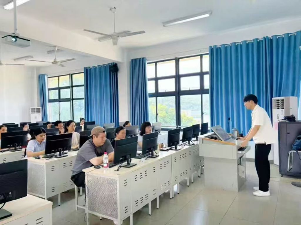 图片2.jpg 图片2.jpg